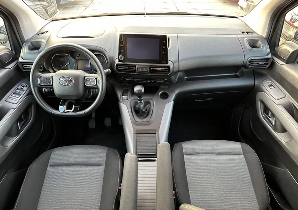 Toyota Proace City Verso cena 104900 przebieg: 76614, rok produkcji 2020 z Janowiec Wielkopolski małe 277